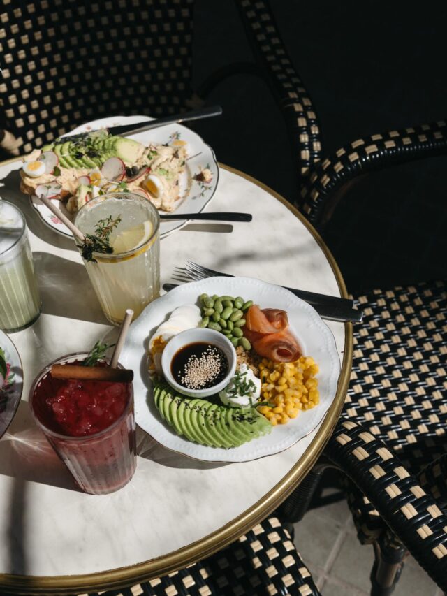 Brunch, Iced Coffees y Home made refrescos para sobrevivir al calor como corresponde! Este verano se viene a comer rico, tomar algo helado y quedarse un rato en Camelia Art Café ✨