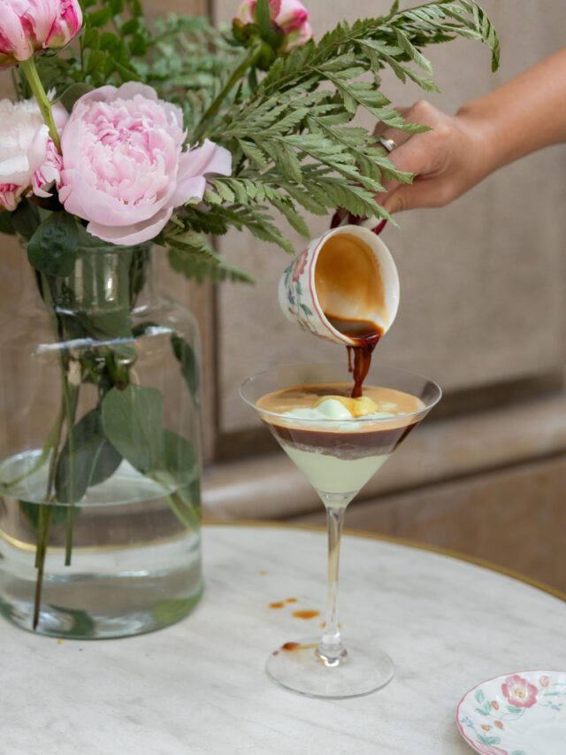 Affogato season is HERE! ¿Cómo pasar mejor el verano? Con helado, café y ✨Os esperamos cada día de 8.30 a 20hs